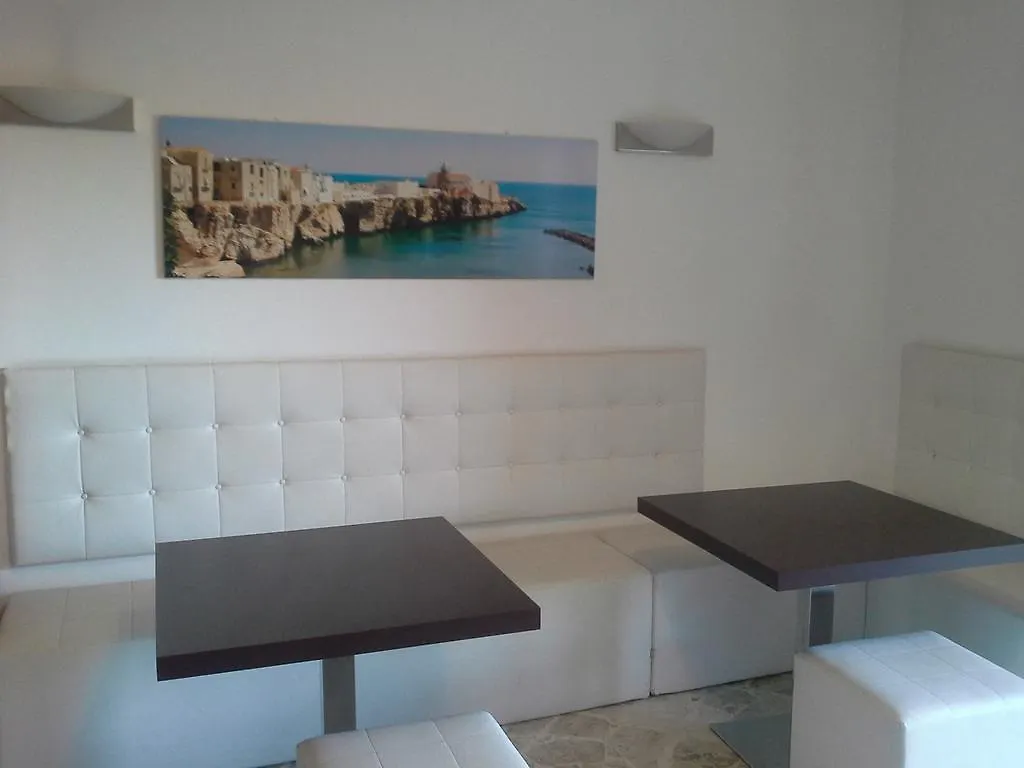 Villa Del Mar Bari Bed & Breakfast